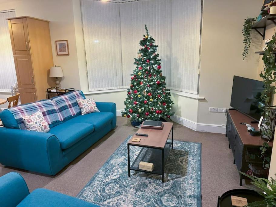 Private Parking, Central Llandudno, King Bed With Ensuite At Clement Lodge 外观 照片