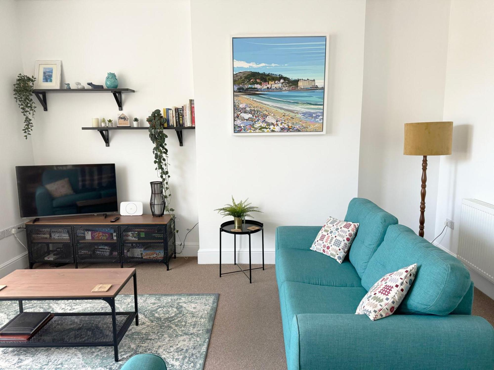 Private Parking, Central Llandudno, King Bed With Ensuite At Clement Lodge 外观 照片