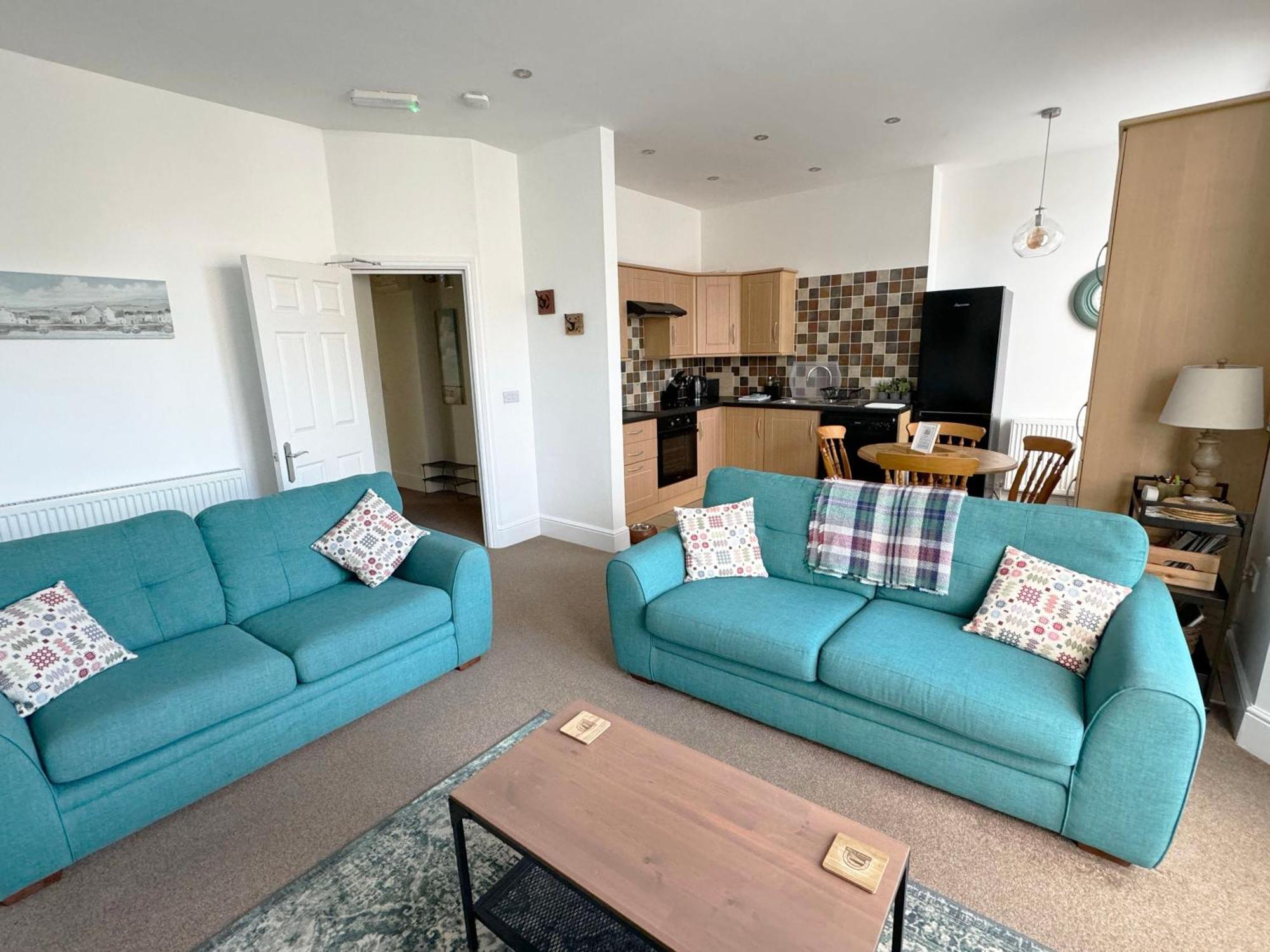 Private Parking, Central Llandudno, King Bed With Ensuite At Clement Lodge 外观 照片